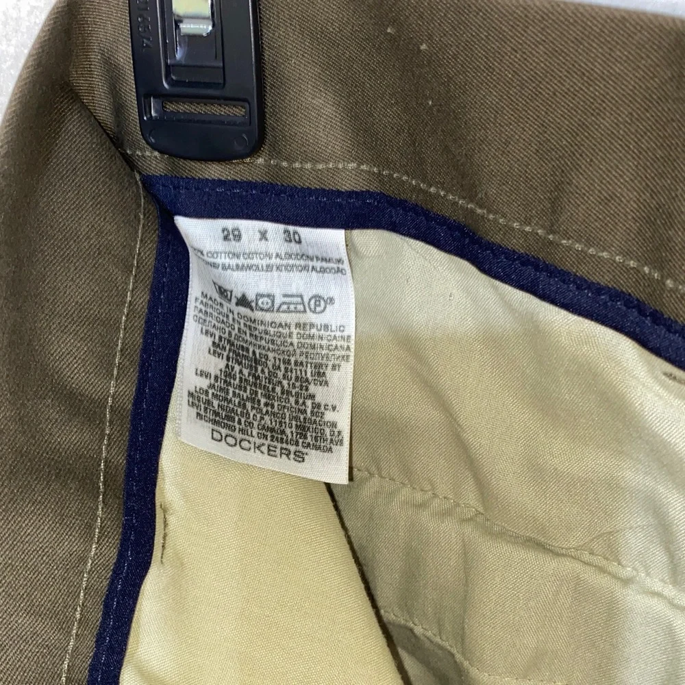 Dockers Men's Brown Straight fit Pants